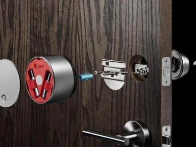 宁远换锁和换锁芯有什么区别，防盗门被反锁后怎么从外面开锁