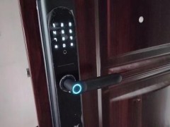 忘带钥匙要找钟祥正规开锁公司，不要找消防员