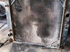 装载机水箱焊洗