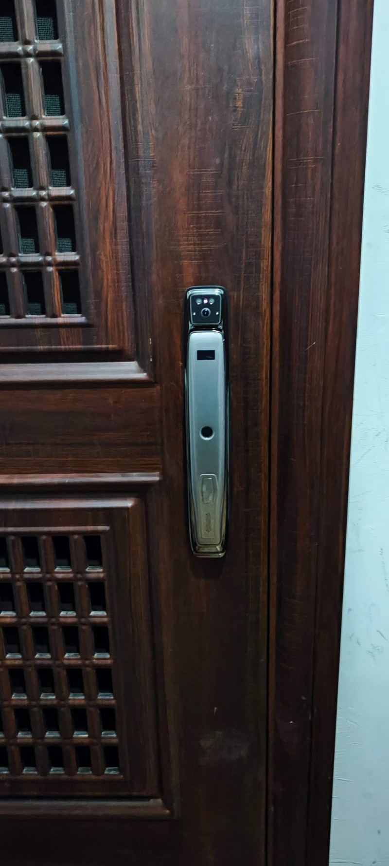 泰安门把手坏了开不了门怎么回事