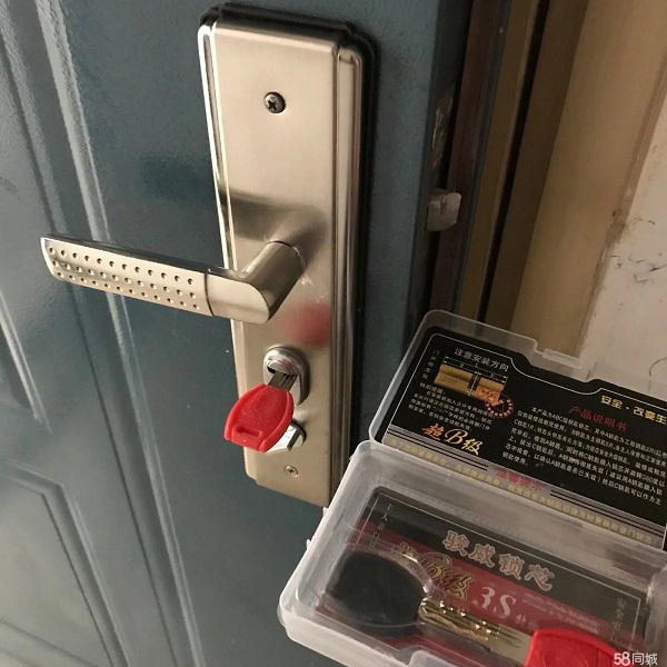 祝塘镇开锁如何来辨别门锁需要赶紧换锁芯