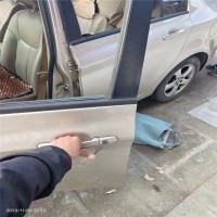 眉山汽车钥匙丢在车里面怎么办