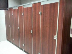 宁波卫生间隔断厂家教你如何辨别隔断配件的质量