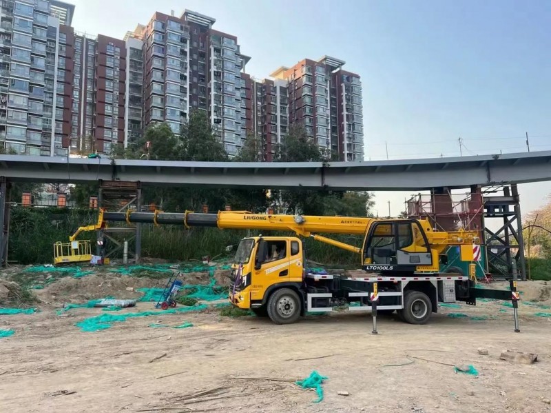 六盘水吊车出租吊车保养周期是多久一次？