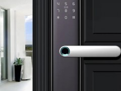 智能锁和传统锁，换哪种锁更适合你呢？