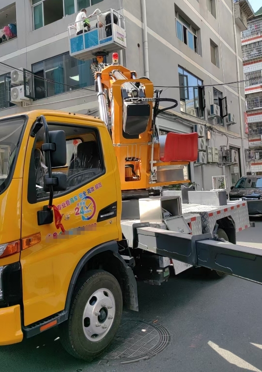 如何提高登高车的工作效率和安全性呢？