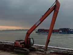 长期工程计划中，九江挖机出租的租赁时长与费用如何匹配？