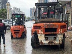 季节性业务需求，叉车吊车短期租赁方便吗？