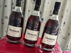 洋酒瓶可以有哪些用途？潍坊洋酒瓶回收可以上门吗？