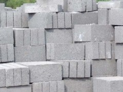 该如何选择合适的泡沫砖隔墙尺寸规格？