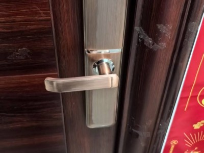 额敏换锁电话是多少？锁芯如何更换？