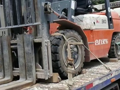 高效便捷，重庆叉车出租公司助力企业轻装上阵