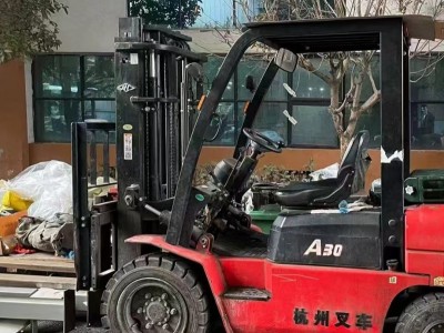 重庆叉车租赁公司，为您的物流作业保驾护航​