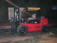 重庆智能叉车出租公司 ， 物联网时代的物流升级方案​