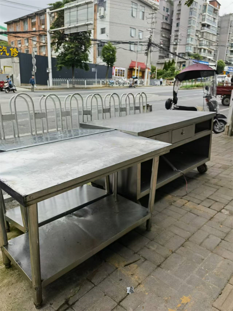 贵阳厨房设备回收还可以再利用吗