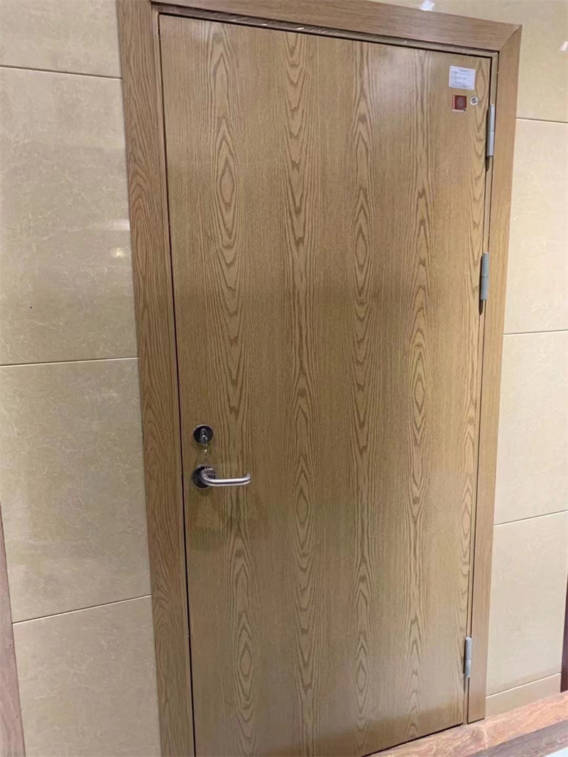 广州防火卷帘：火灾中的快速“防护盾”