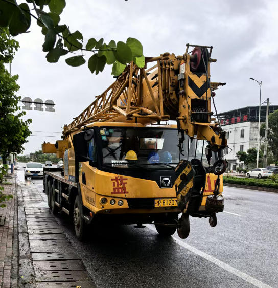 为何客户选择桂平市吊车出租公司要找成立时间较久的？