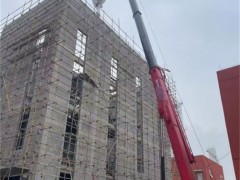 高温环境下使用吊车时如何避免液压油粘度下降？