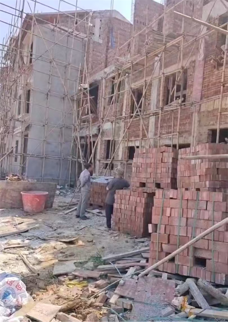 柳州搭设竹外架，户外施工更便捷