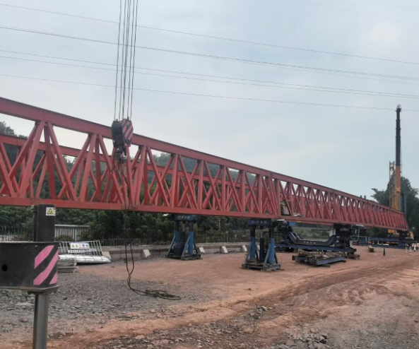 雨季施工吊车出租有没有防滑安全措施？