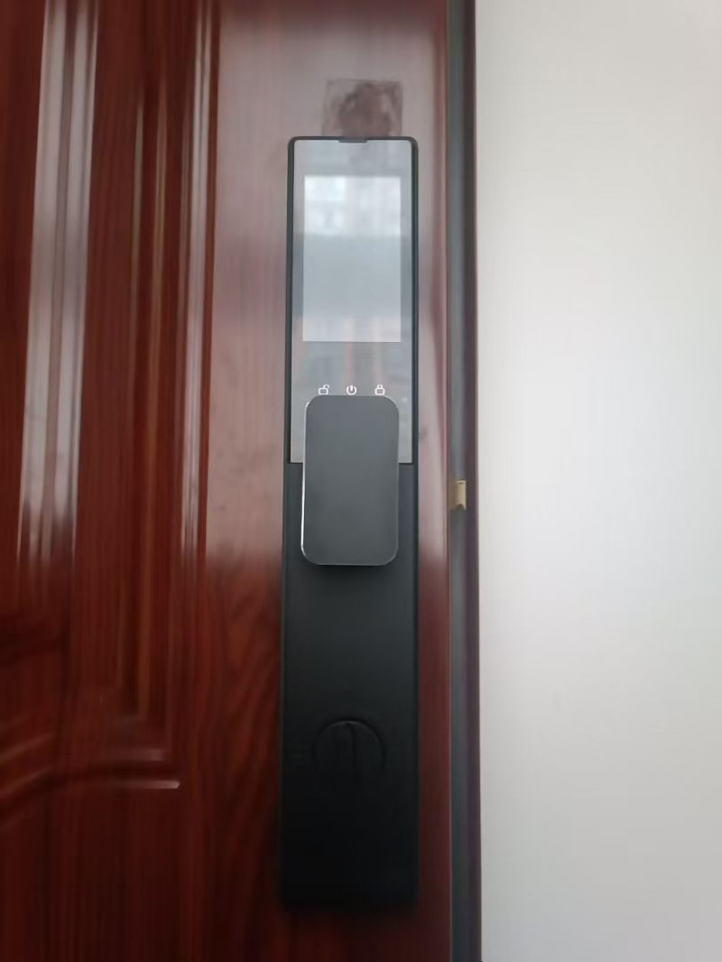 天津汽车锁难开？专业开锁来帮忙