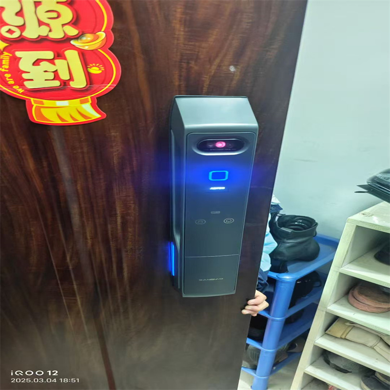 天津开锁新选择，指纹锁让生活更便捷