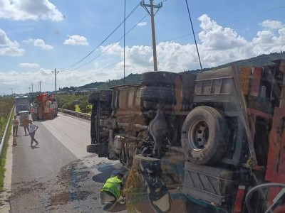 陆良25吨吊车出租潜规则：老司机绝