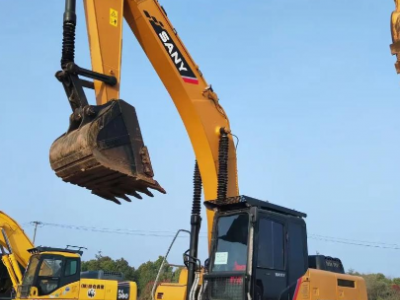 小型工地只需短期使用，挖机租赁按