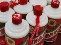 五粮液"三奖屠榜"震撼汉中茅台酒回收企业！获奖后价格已现异动
