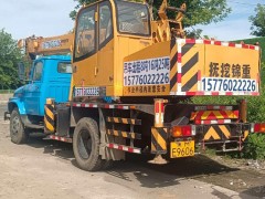 对比多家吊车出租公司，除了价格还应比较什么？