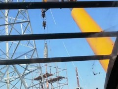 需要同时租赁多台吊车协同作业，松桃是否有公司能提供这样的统筹服务？