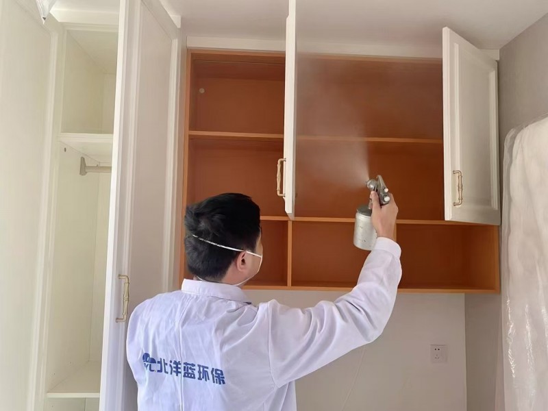 常熟甲醛治理：办公室的装修污染的主要污染物是苯和甲醛