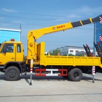 桂林随车吊下雨天应注意什么