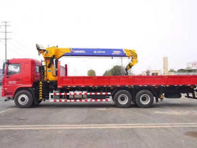 想在青田本地租一台12炖的随车吊，