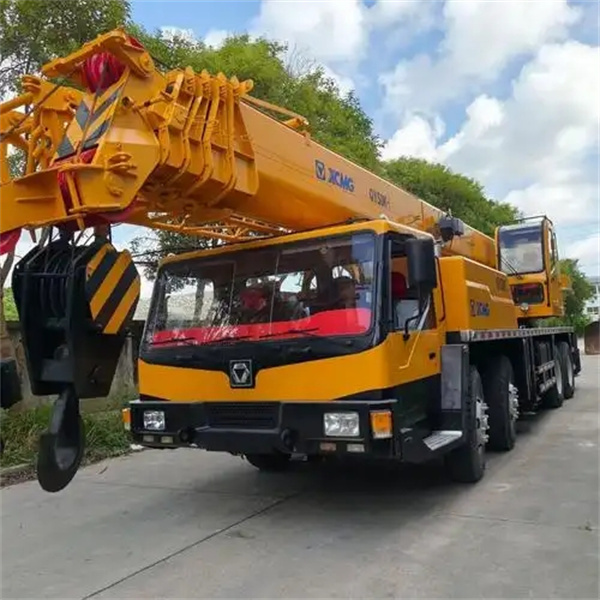 如何正确使用吊车？