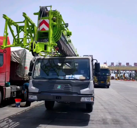 重型机械转运风险较高，金寨县吊装作业如何做好全程安全防护？