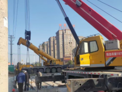 城市道路救援用哪种吊车合适？这类吊车出租服务如何收费？​