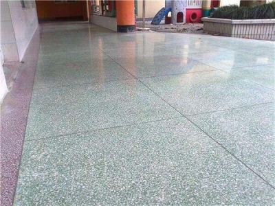 打造地面水磨石水洗石固化地坪 ，让您的地面带来传奇人生