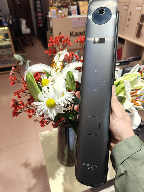 连云港配汽车折叠钥匙哪家专业？全城上门配钥匙快吗